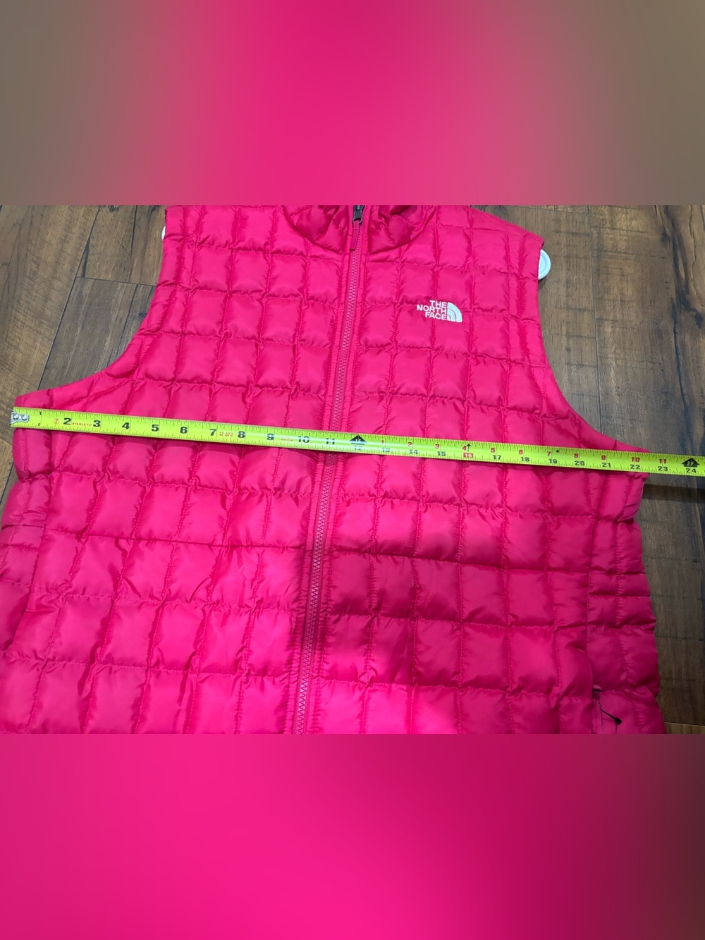 The North Face Women's Thermoball Insulated Vest Pink Quilted Outdoor Hiking NWT - Picture 10 of 10
